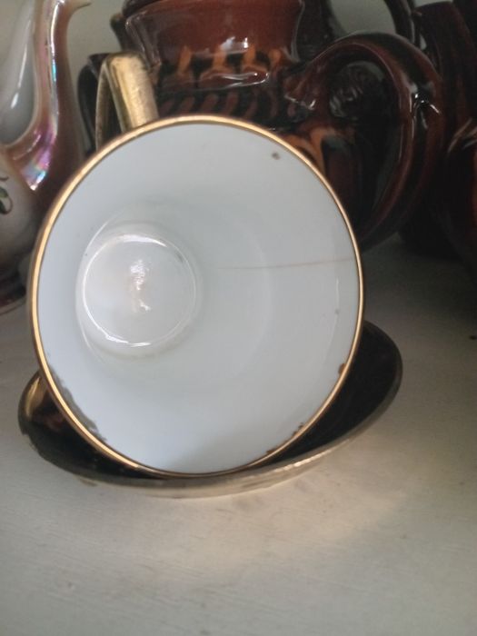 Золотая чашечка   на утреннее чаепитие