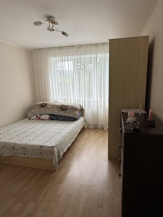 Продається 5 кімнатна квартира для великоі сімї