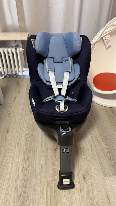 Продам автокресло GB VAYA-i-SIZE, Cybex в идеальном состоянии