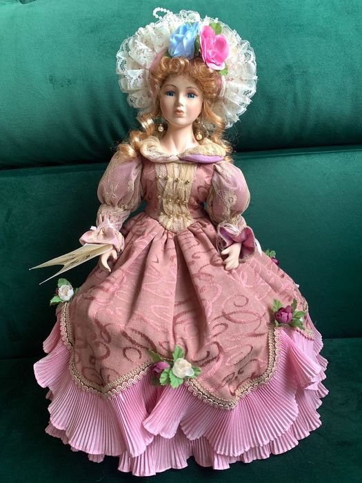 Lalka porcelanowa The House of Valentina