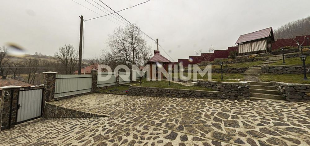 Продається діючий відпочинковий комплекс у с. Пилипець