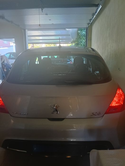 Peugeot 308 1.6 HDI 115cv versão sport com teto panorâmico de 2008 — photo 2