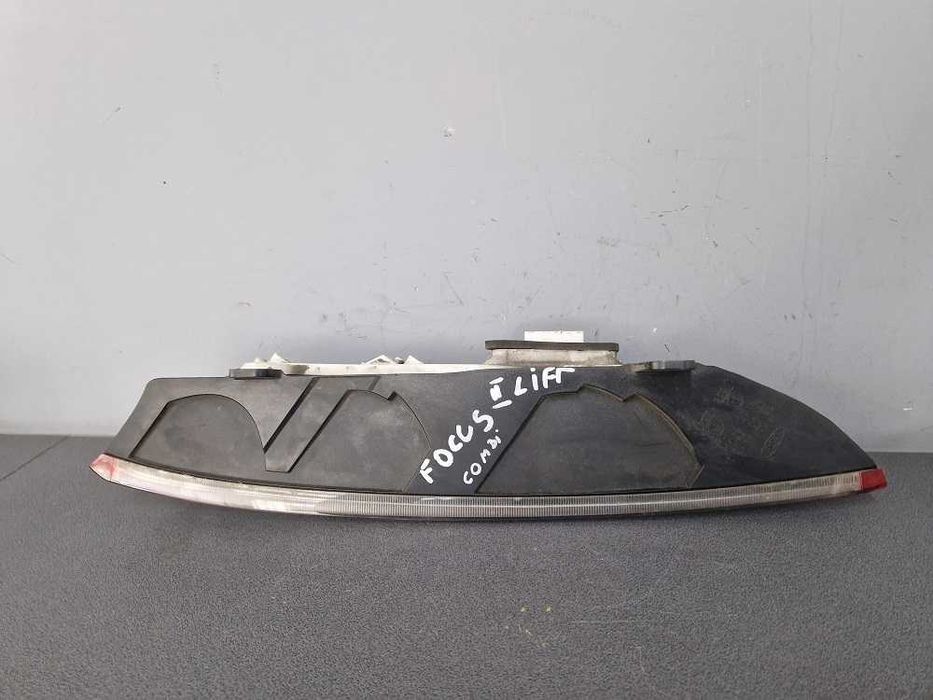 Ford Focus II MK2 Lift 04-12 r. Kombi Lampa Prawy Tył