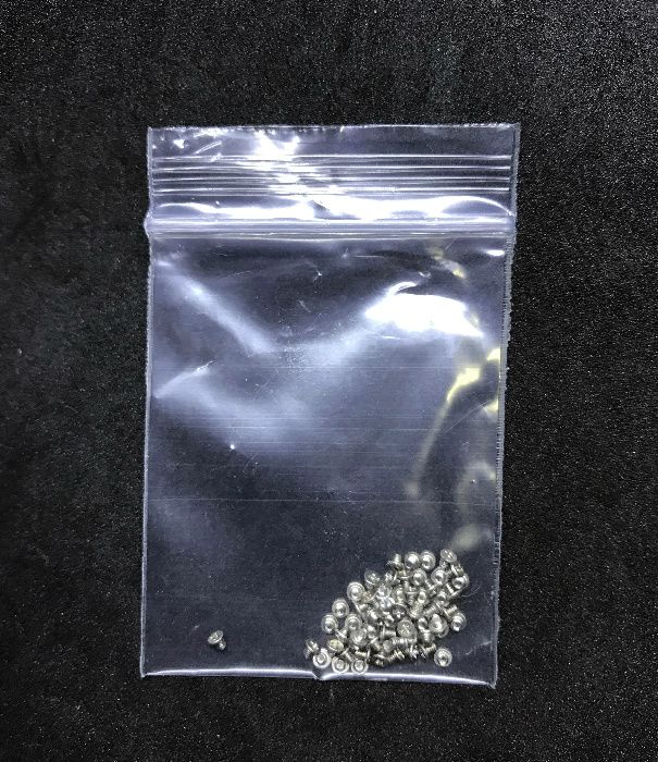 Kit de 50 parafusos para teclado MacBook / MacBook Air / MacBook Pro64737911768194120