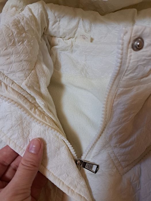 Куртка на 2 - 3 роки осінь-зима