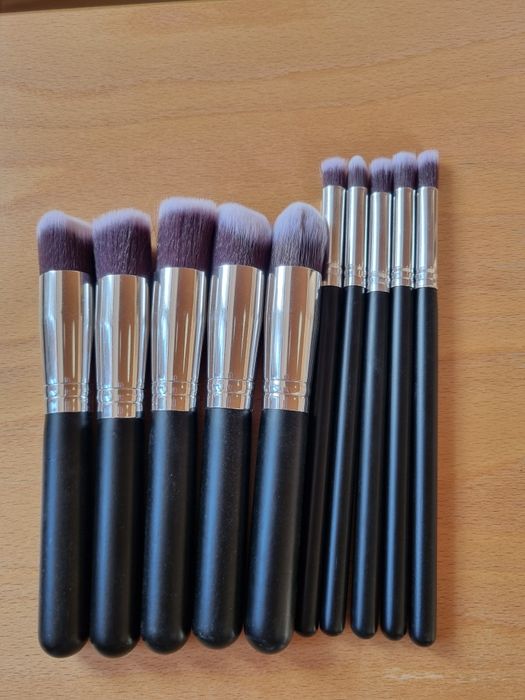 Pędzle do makijażu 10 sztuk czarne zestaw