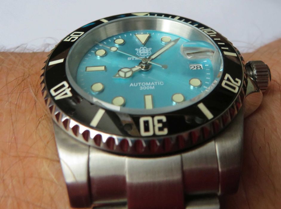 zegarek  diver  turkusowy automat   wr 300m