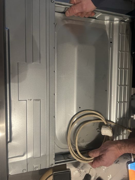 Piekranik Electrolux