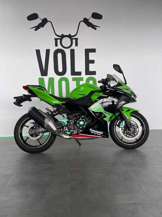 Мотоцикл Kawasaki Ninja 400