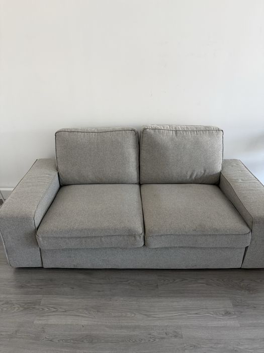 Sofá cinzento Ikea