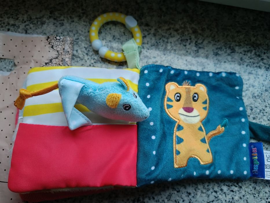 Książeczka edukacyjna  od 6 m-cy