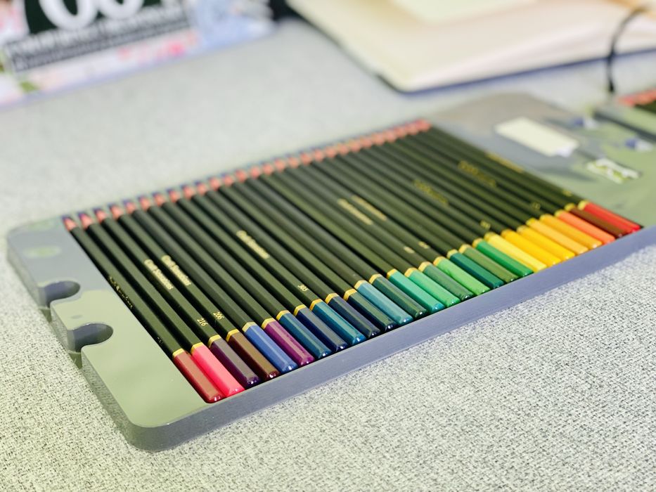 Zestaw do szkicowania rysowania 66 elementow + szkicownik 50 str A4