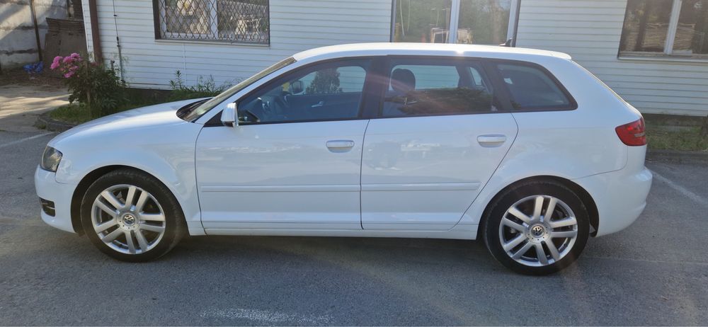 Audi A3 8P Ambiente, 2.0 TDI - 2011r