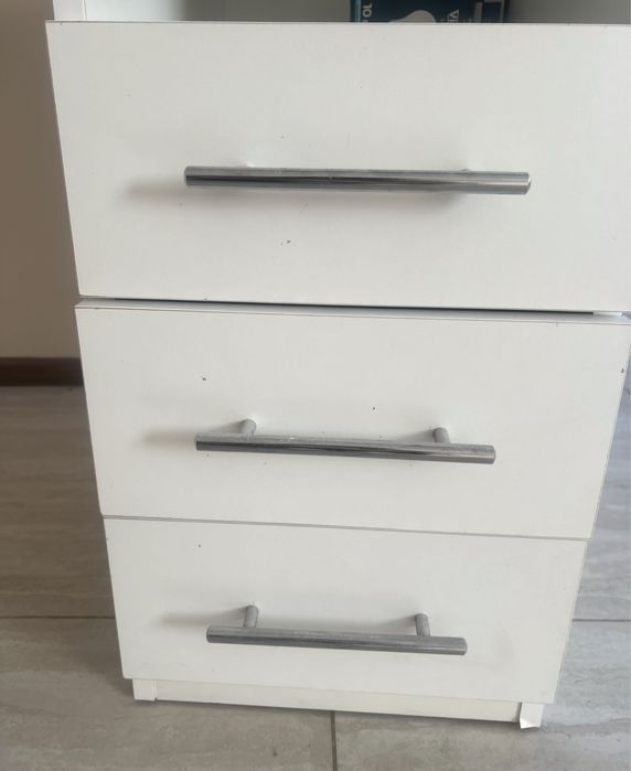 Стіл для манікюру