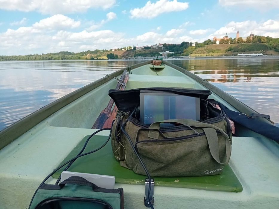łódka pychówka Riverboat z Nieszawy silnik Mercury 9.9 KM Płock Sochaczew