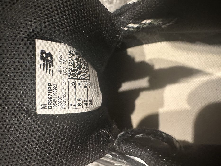 Кросівки New Balance 997H чорно-зелені розмір 40