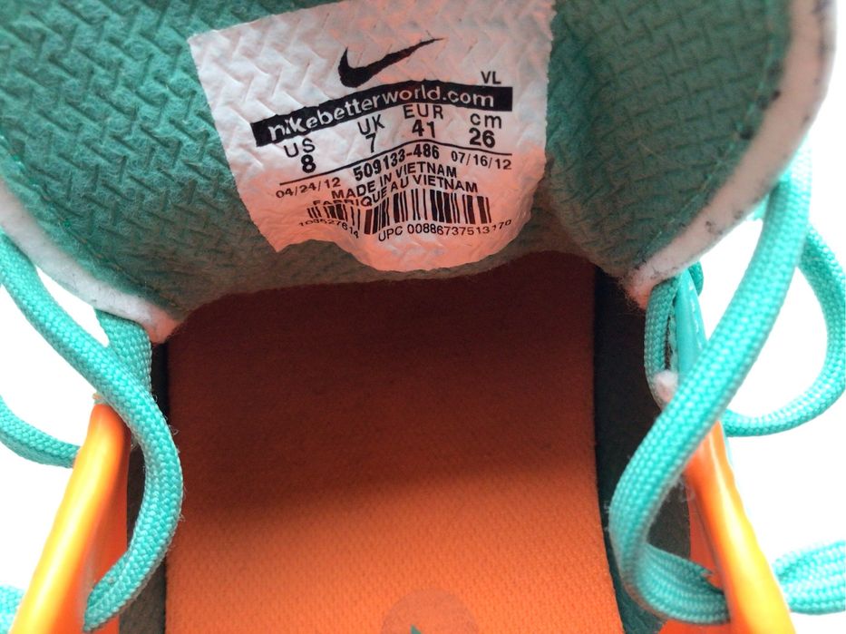 Бампы Nike Mercurial Victory III IC 41 р.