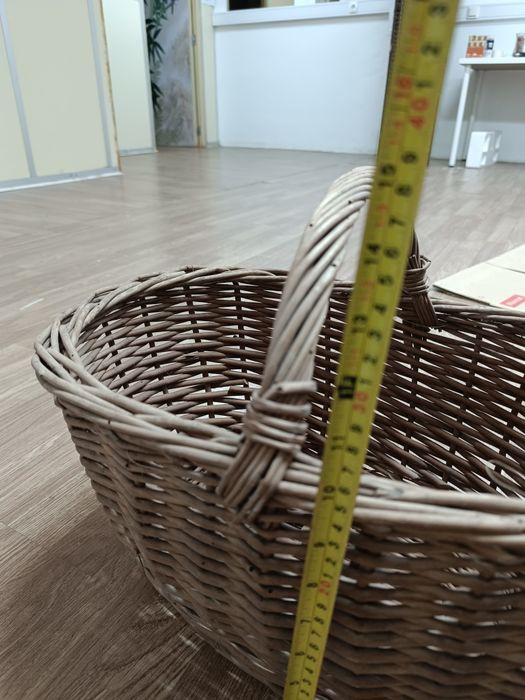 Cesta de verga usada431978893500764167