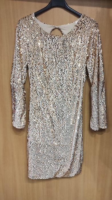 Wyprzedaż sukienka cekinowa zlota