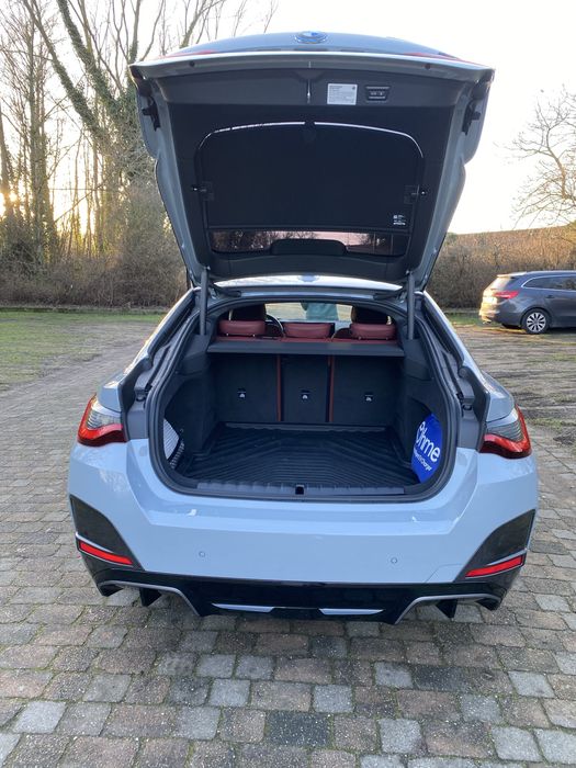 Продам свй автомобиль BMW I4 M50 2023 г пригнаный из Америки.