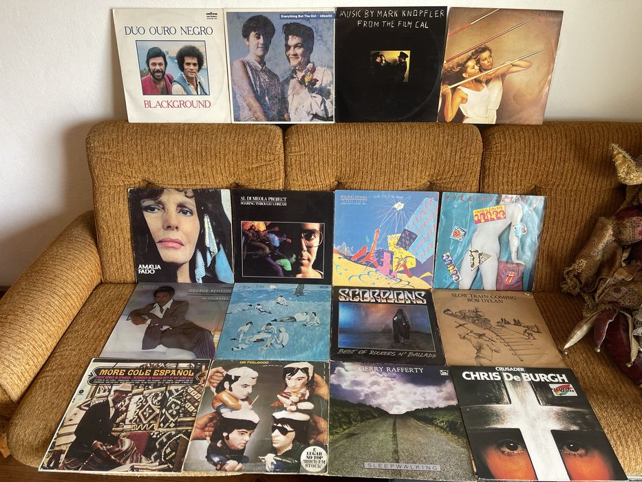 Lote de 128 Discos de vinil (lps)