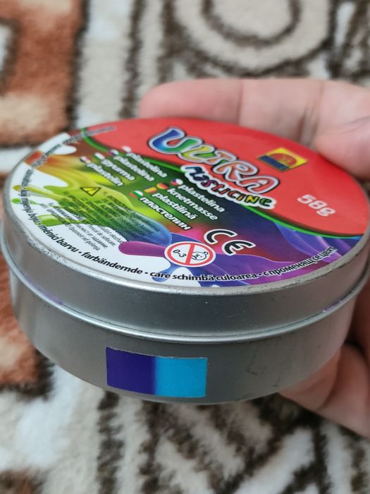 Ultra plastelina zmieniająca kolor pod wpływem temperatury