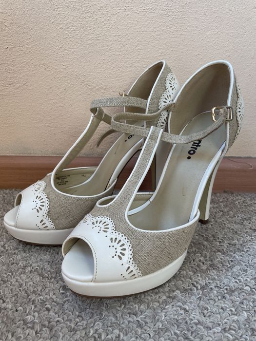 Туфлі жіночі