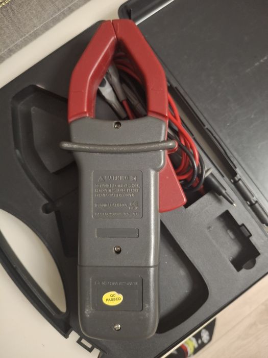 Miernik cęgowy DT-9250