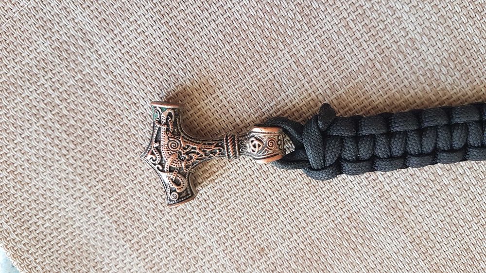 bransoletka-amulet