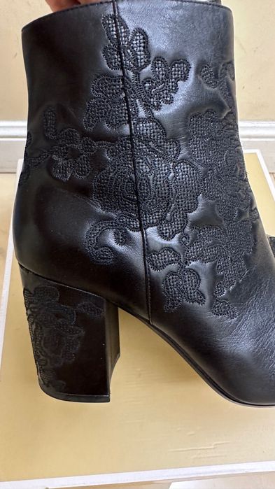 Ботинки Michael Kors чорні шкіряні осінні демі кожаные черные осенние