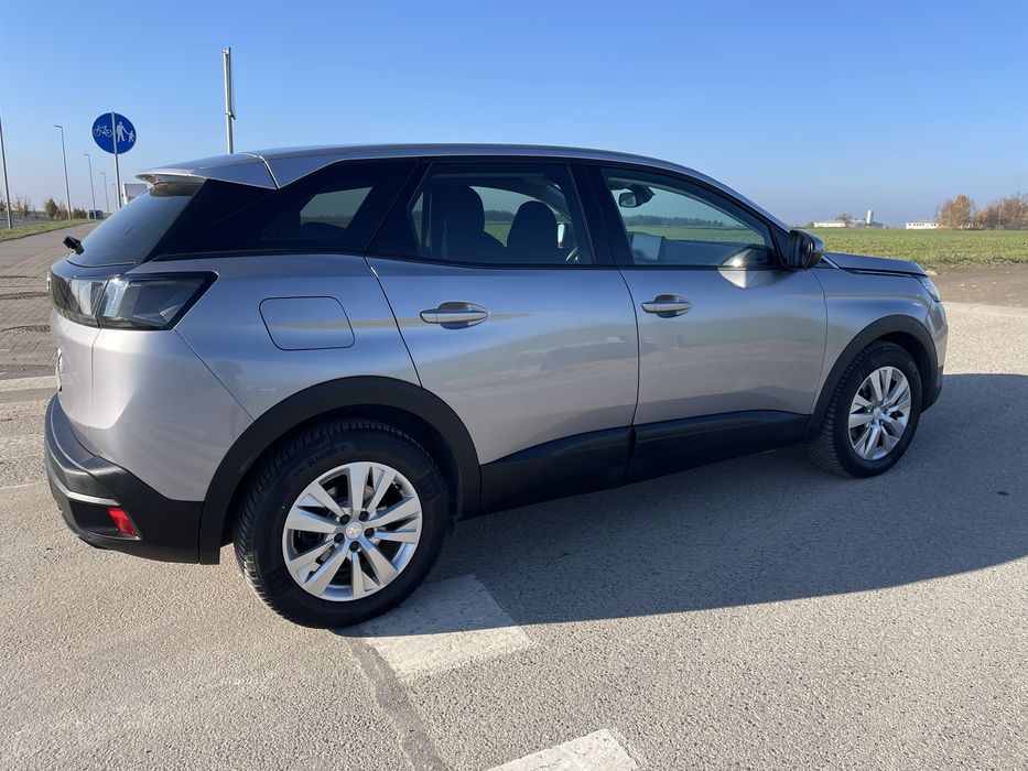 Peugeot 3008  1.5 HDI super stan , model 2022