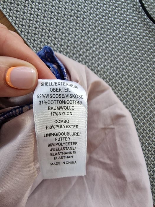 Sukienka koronką chabrowa XXL 44 odkryte ramiona