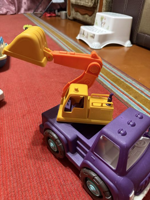 Battat машина екскаватор