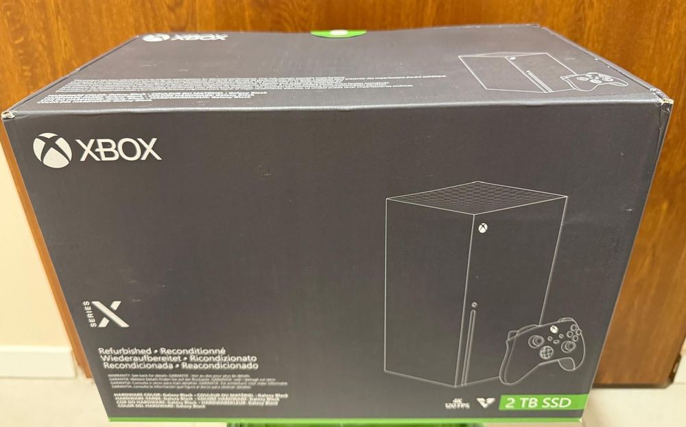 Xbox Series X 2 TB Galaxy Black Special Edition - (odnowiony) + GRA !