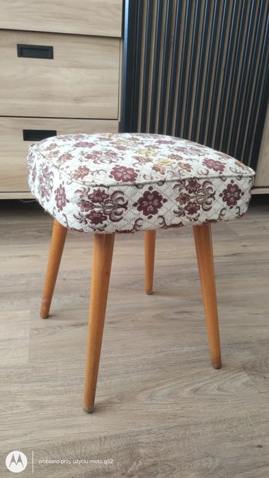 Stołek taboret tapicerowany PRL vintage
