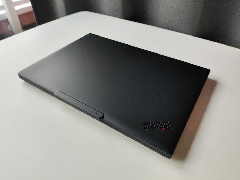 Lenovo ThinkPad T14s Gen 6 14" IPS Snapdragon 32/512 4 cykle ładowania