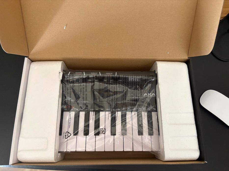 Akai MPK mini play 3