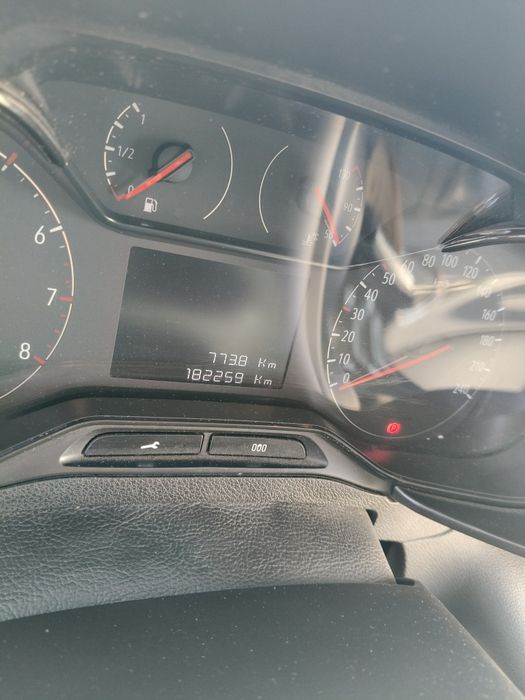 Opel Combo Impecável