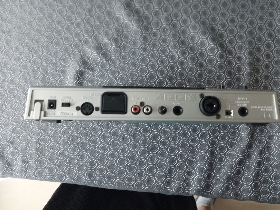 ZOOM MRS-8 Rejestrator