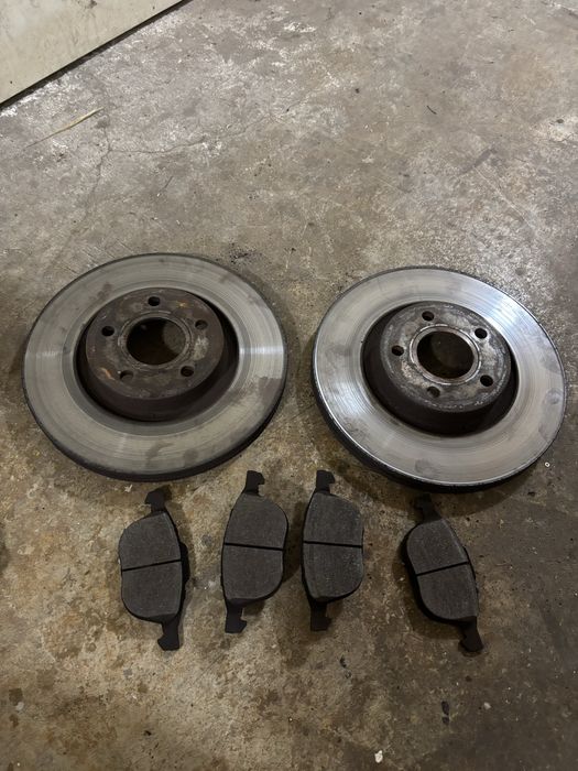 Hamulce tarcze klocki ford focus mk3 2.0 tdci 2011