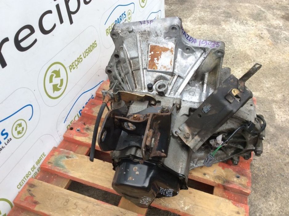 Caixa de velocidades Mazda 323 1.4