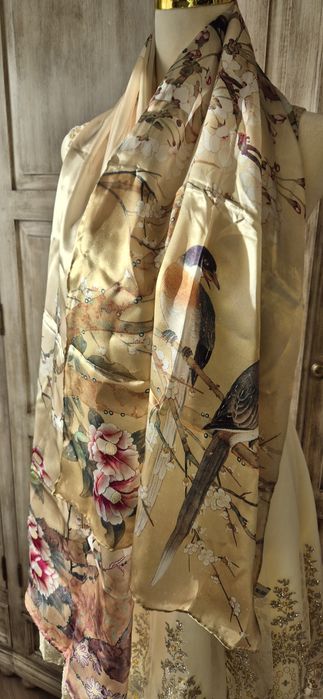 Jedwabny angielski szal z muzeum brytyjskiego 100% jedwab chiński wzór