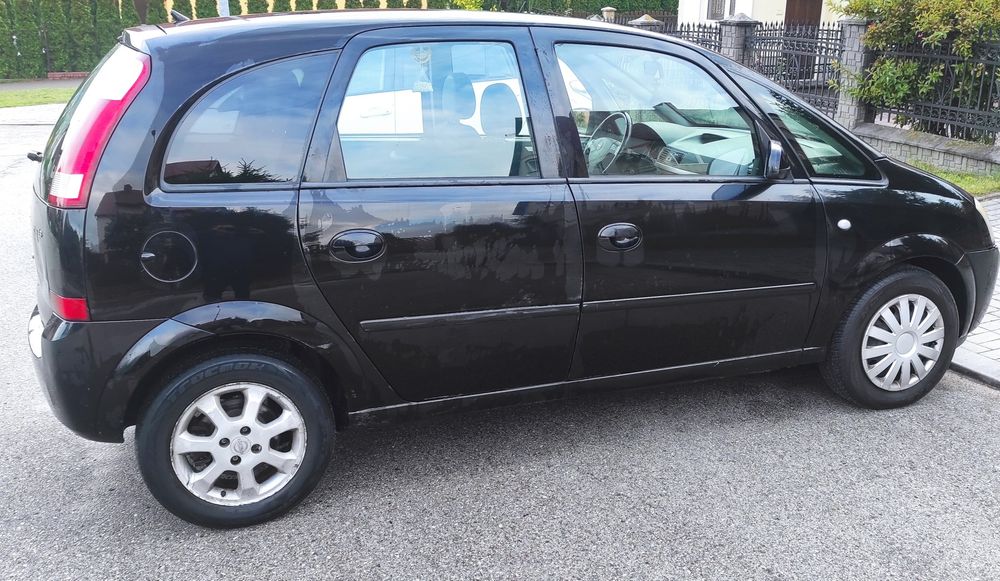 Opel Meriva A garażowany