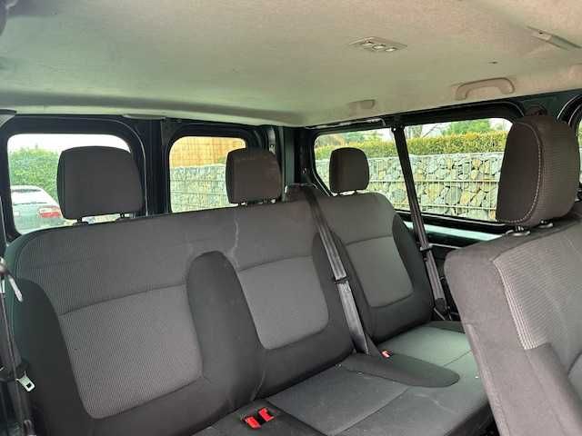 Renault Trafic 2.0 dci 150 ps Long / 9 osób nawigacja / led /hak