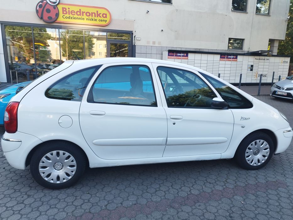 Sprzedam Citroen Xsara Picasso  1,6 benzyna - 2008