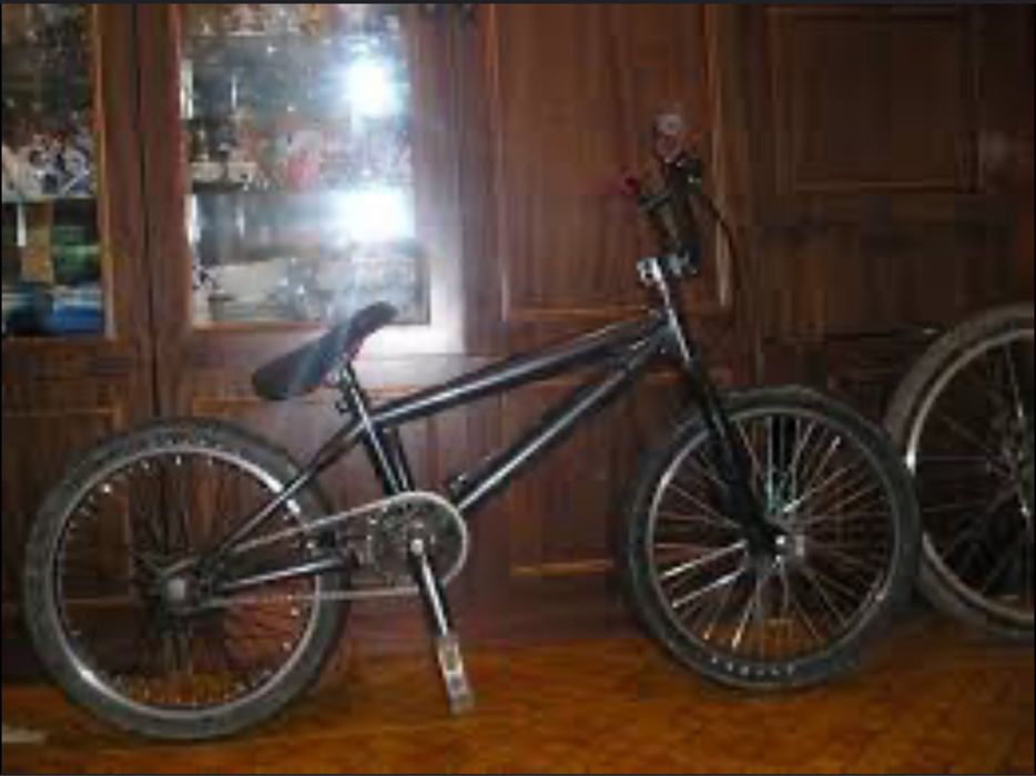 Bmx велосипед чорний