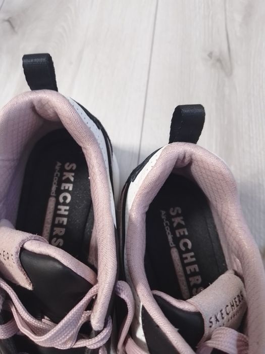 Кросівки жіночіSkechers ,39р