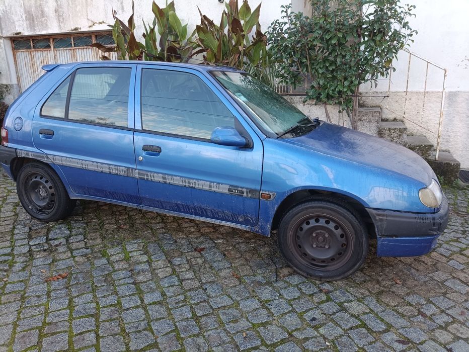 Carro para reparação ou peças