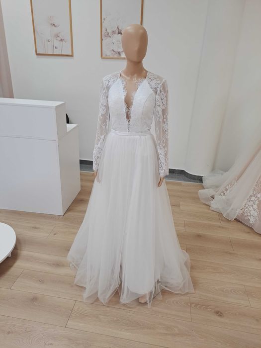 Nowa biała suknia ślubna rustykalna boho z rękawem i koronką 38