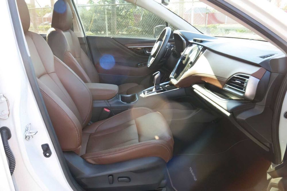 Subaru Outback      2024